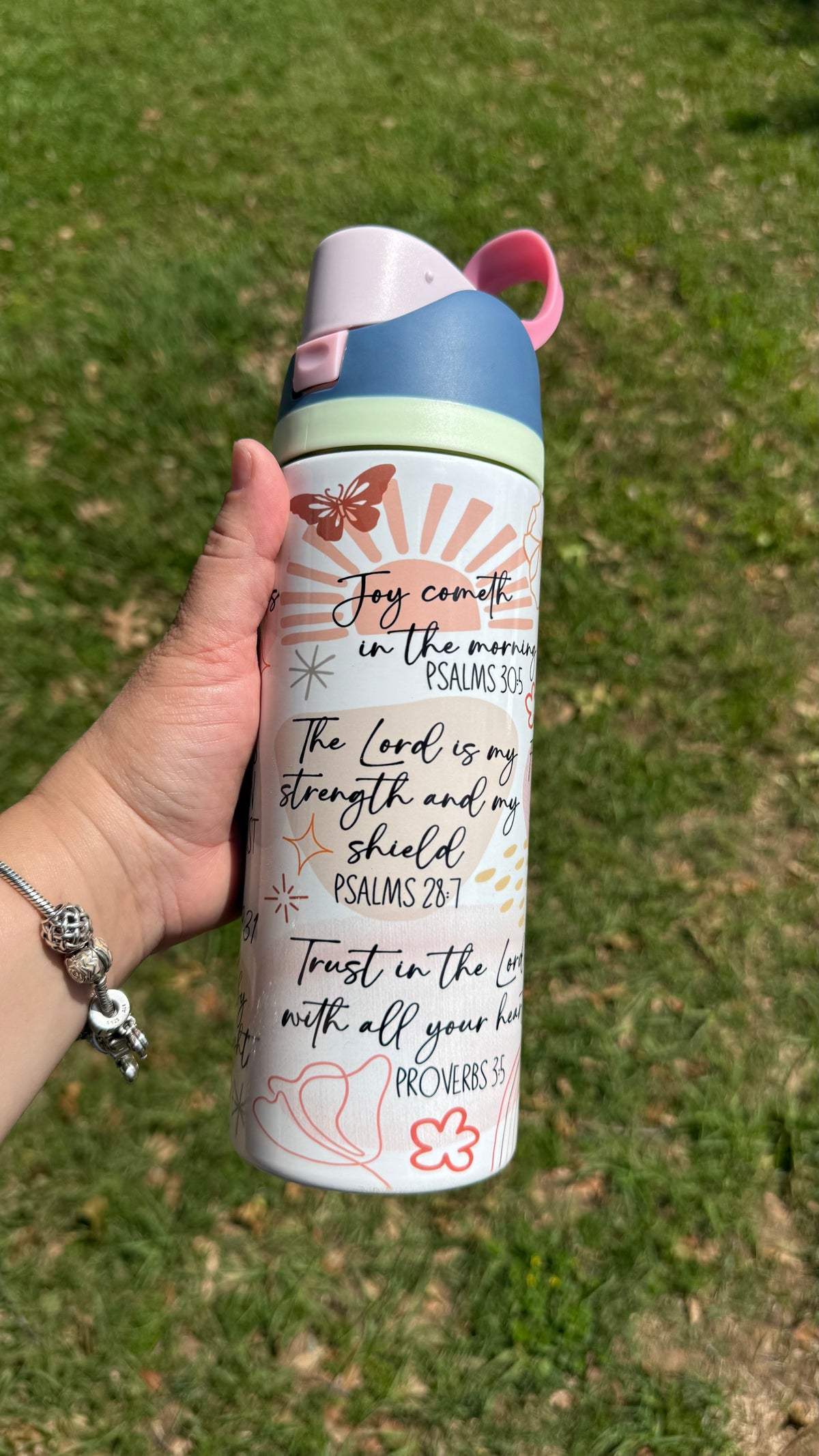 Motivational Water bottle owala style. 24 oz Tumbler. owala style bottle. Inspirational tumbler for Women | perfect Gif