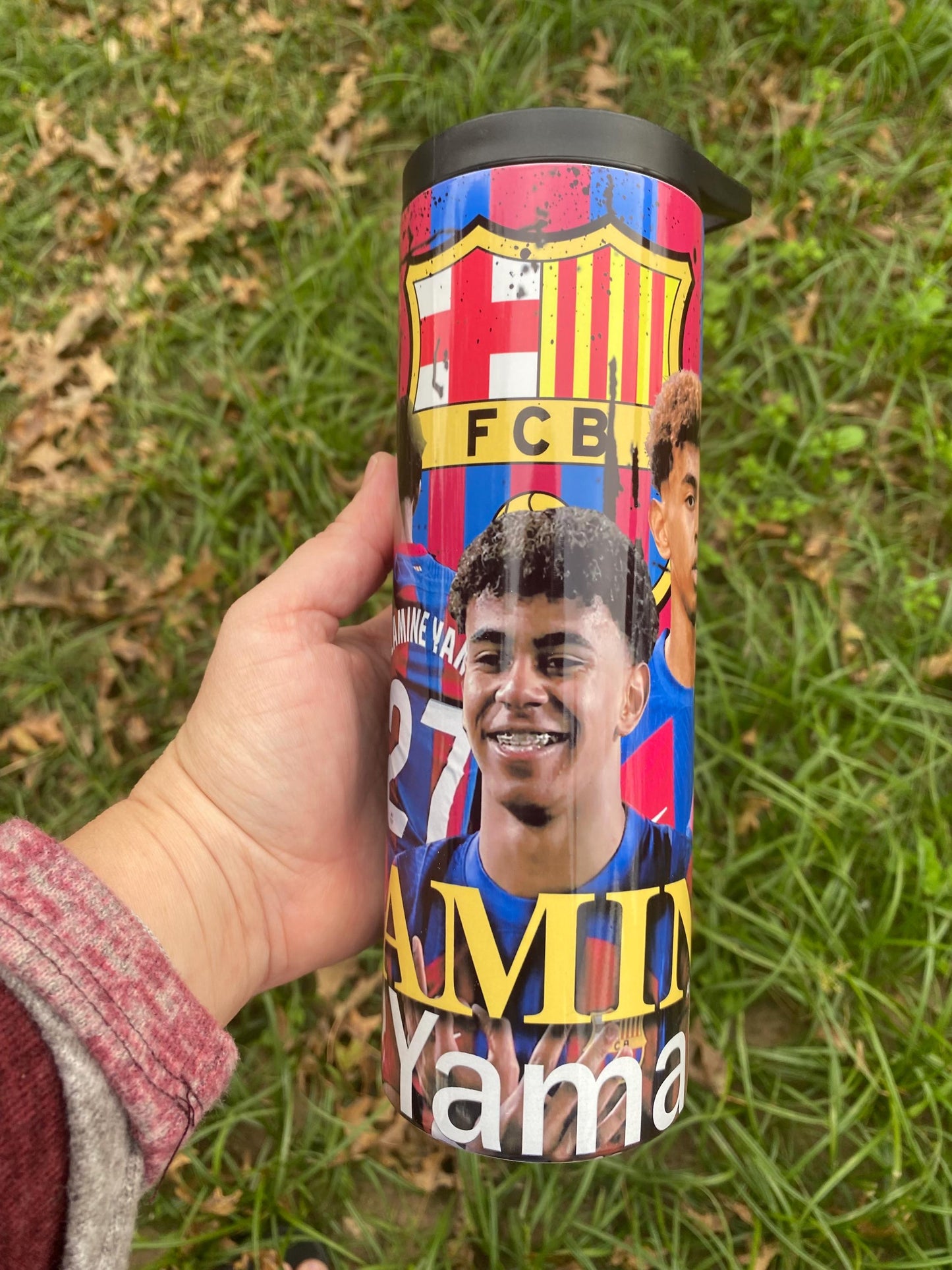 Lamine Yamal water bottle and tumbler. 20 oz tumbler. FCB player tumbler. Tumbler boat. sport team tumbler and water bottle football