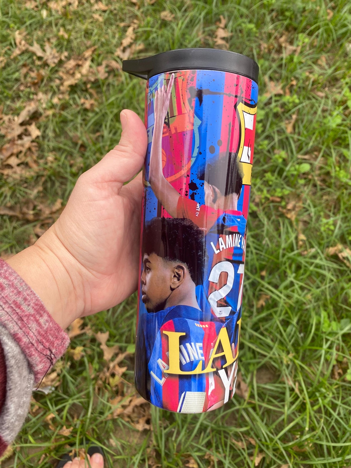 Lamine Yamal water bottle and tumbler. 20 oz tumbler. FCB player tumbler. Tumbler boat. sport team tumbler and water bottle football