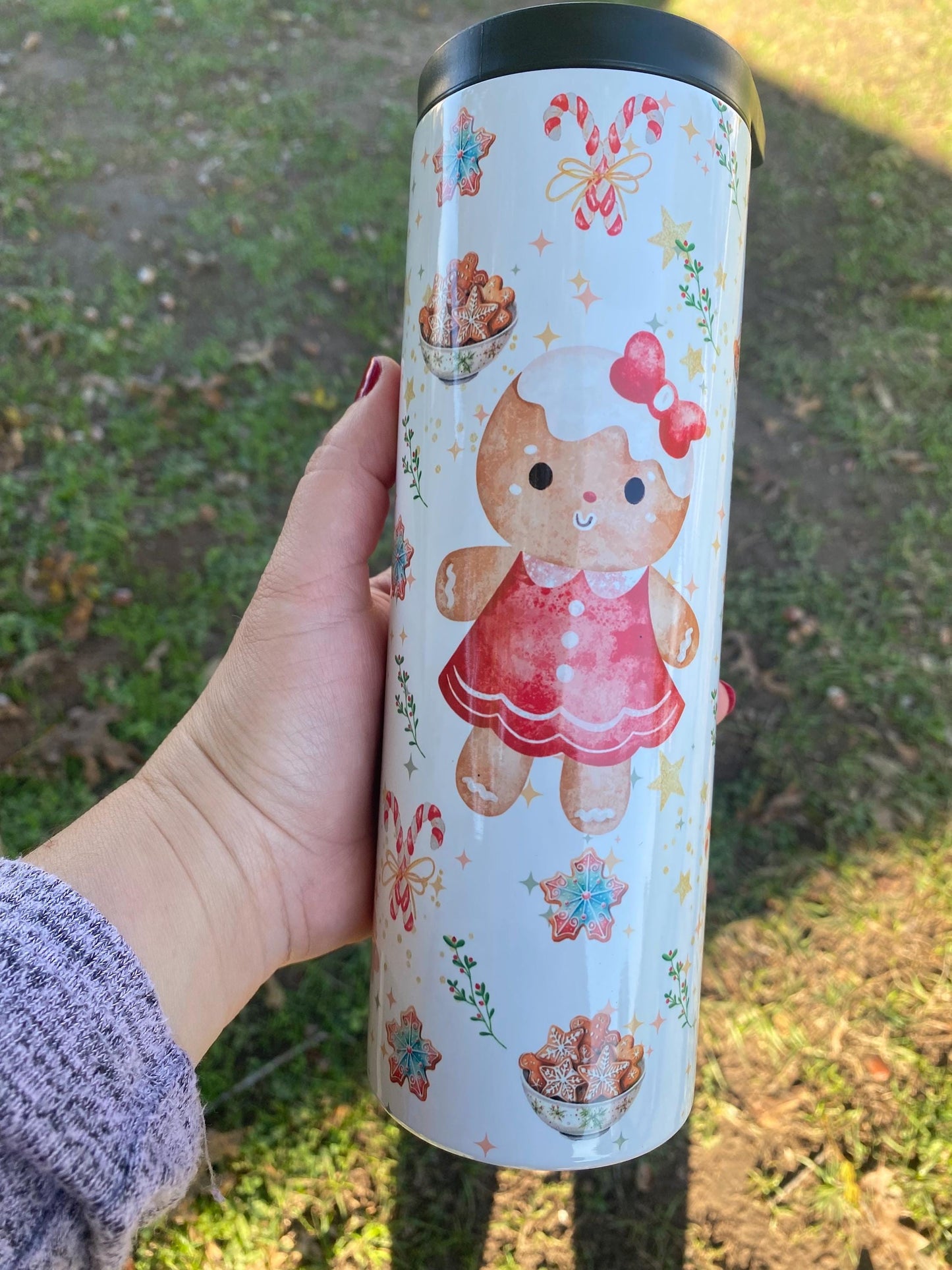 Christmas 20 oz water bottle. Gingerbread cookie tumbler and water bottle. Skinny tumbler and water bottle
