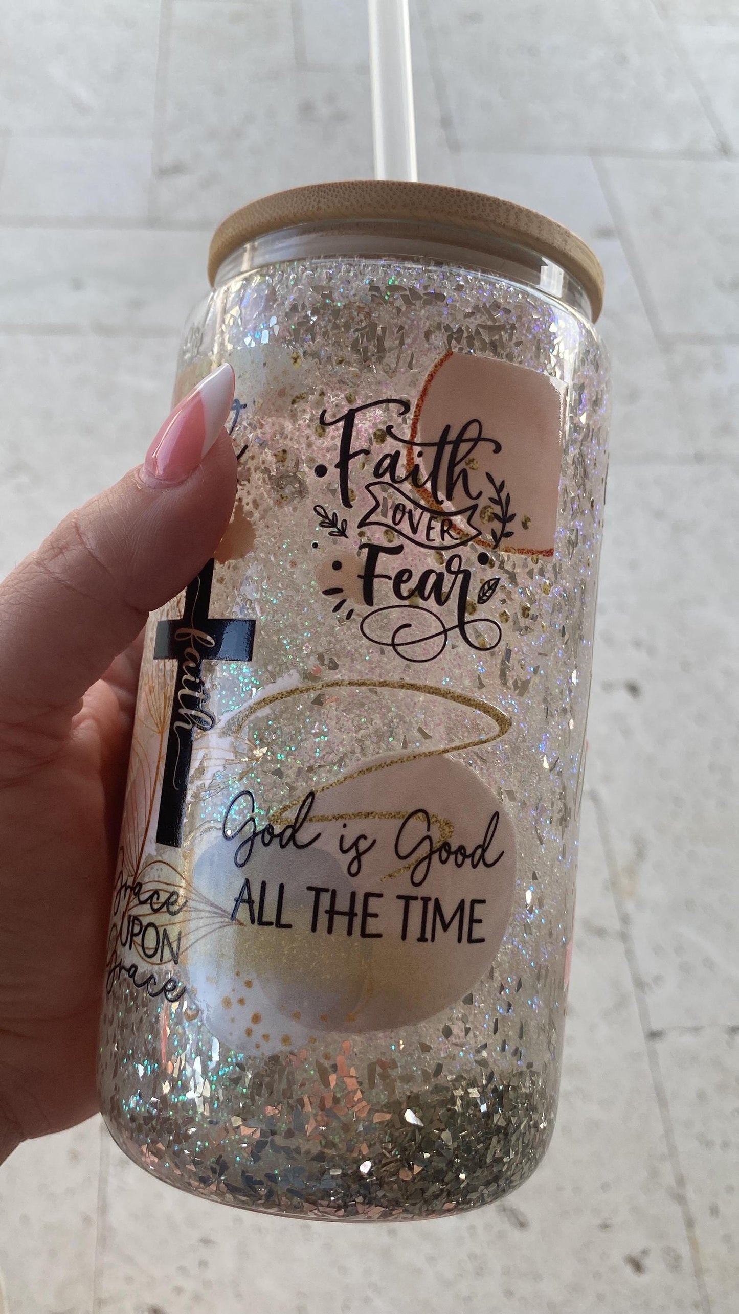 Be still and know. Bible inspire snow globe tumbler. 16 oz tumbler. glass cup