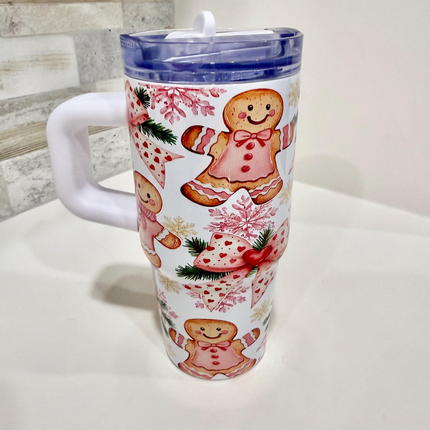 Christmas kids cup. 14 oz kids tumbler. christmas cup. Gingerbread tumbler. christmas sippy cup